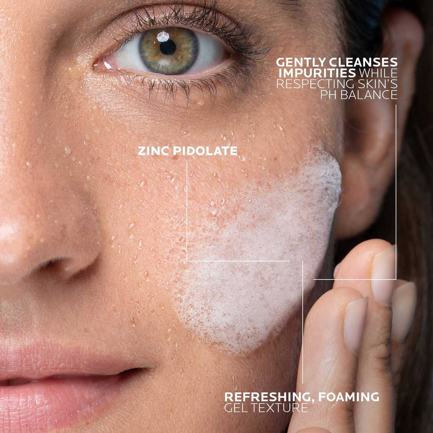 effaclar-gel-facial-wash-for-oily-skin-t3 LaRochePosay-Product-Effaclar-Effaclar-Foaming-Gel-400ml-3337872411991-texture-REV.jpg